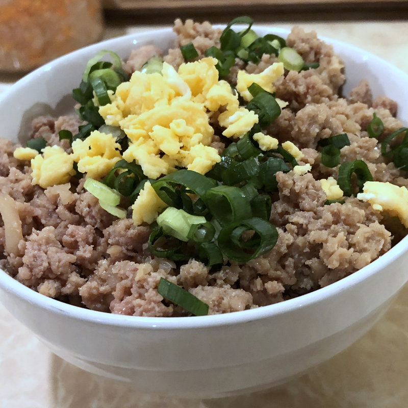 鶏そぼろ丼(鶏ポタラーメンTHANK 大門)