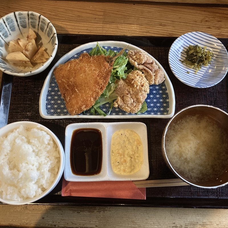 鯵フライ定食(一軒炉端居酒屋 とうきち 八丁堀)