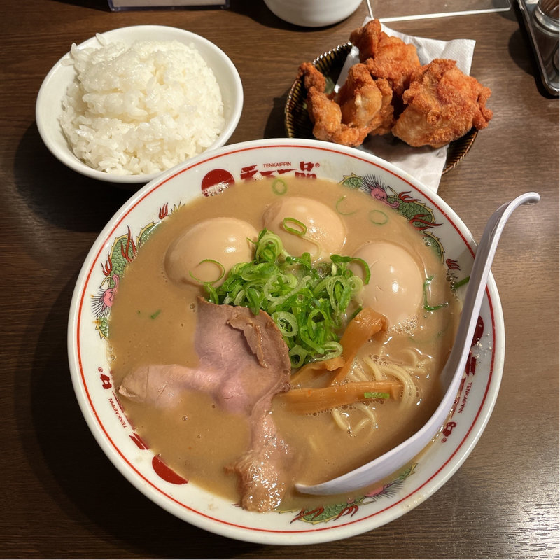 唐揚げ定食(天下一品 渋谷店 （てんかいっぴん）)