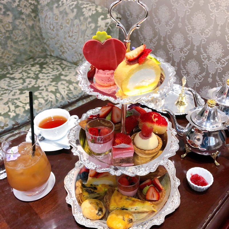 苺のアフタヌーンティー(サロン・ド・モンシェール 本店～心斎橋～ )