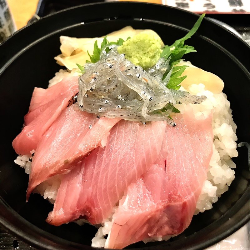 日替わり丼(炭火割烹三是(すみびかっぽうみこれ) 新宿西口店)