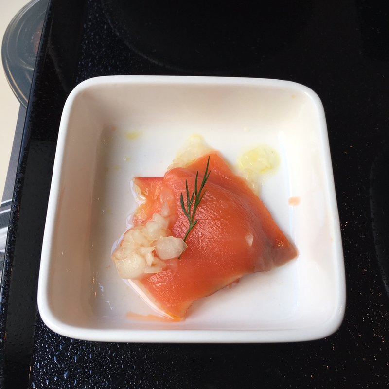 鉄板で焼き上げるステーキランチ(オールデイダイニング モンマルトル)