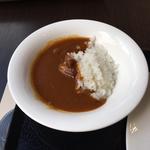 鉄板で焼き上げるステーキランチ(オールデイダイニング モンマルトル)