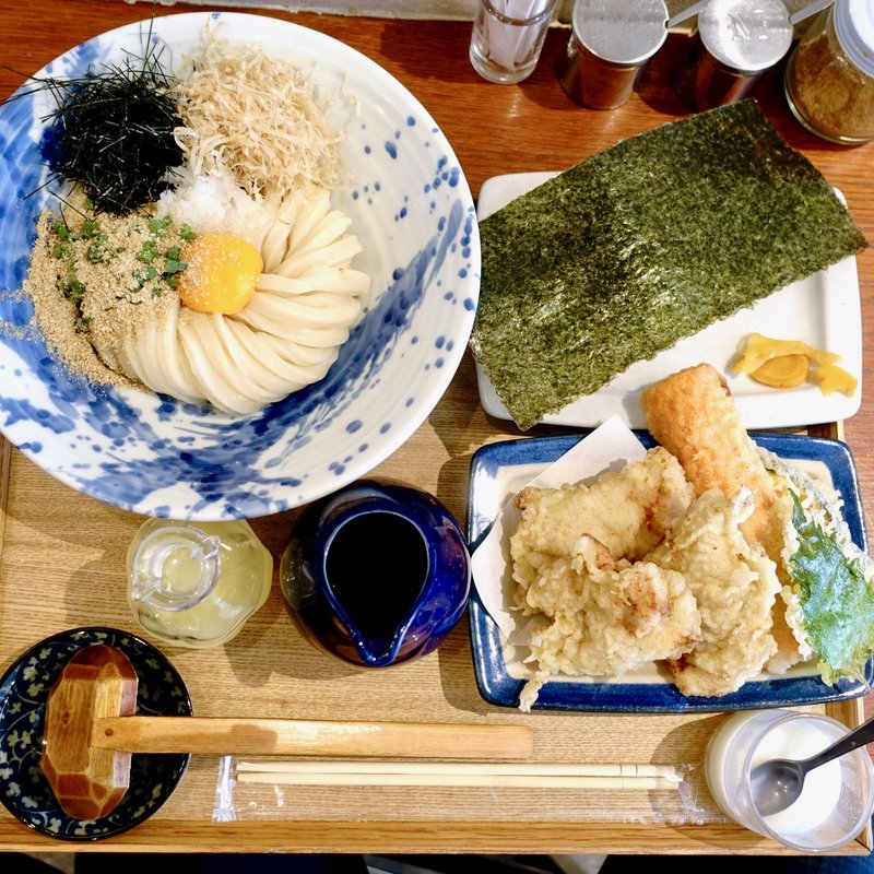 サクサク鶏天うどん定食+エビちくわ天(鰹さん ~僕とうどんと鰹出汁~)