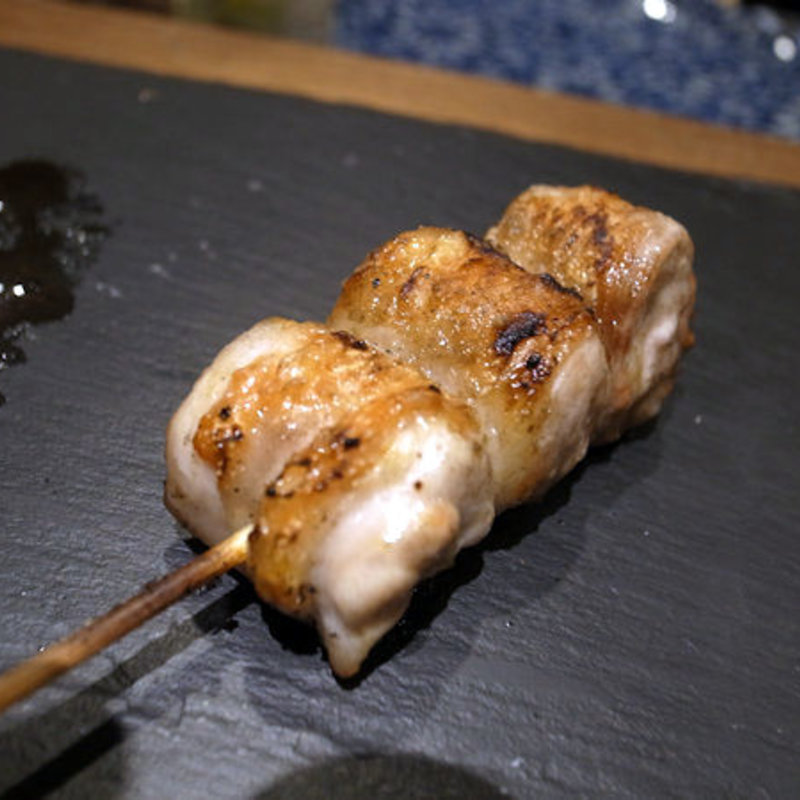 モモ(鶏割烹 スエヒロガリ)