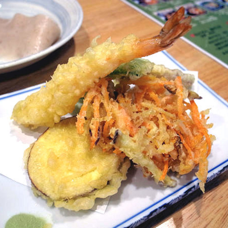 盛り合わせ天ぷら(手打ちうどん 和)