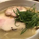 鶏チャーシュー麺(臥龍)