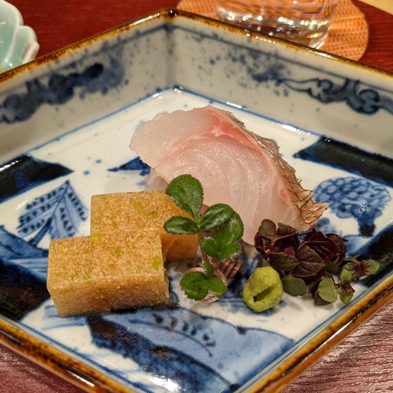 淡路島産鯛、鯛の煮凝り(旬恵庵 あら垣)