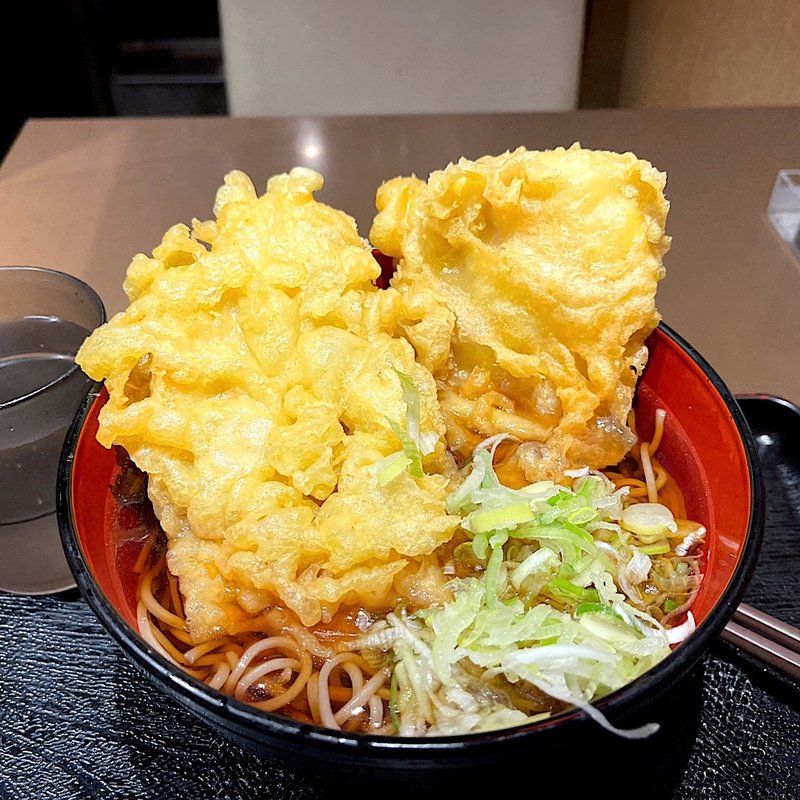 豚チーズ天そば(凜や 池袋店)