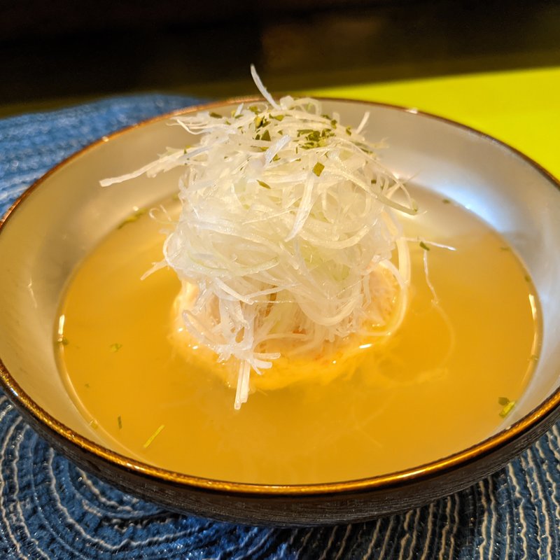 蟹とフカヒレのお椀(立呑み とだか)