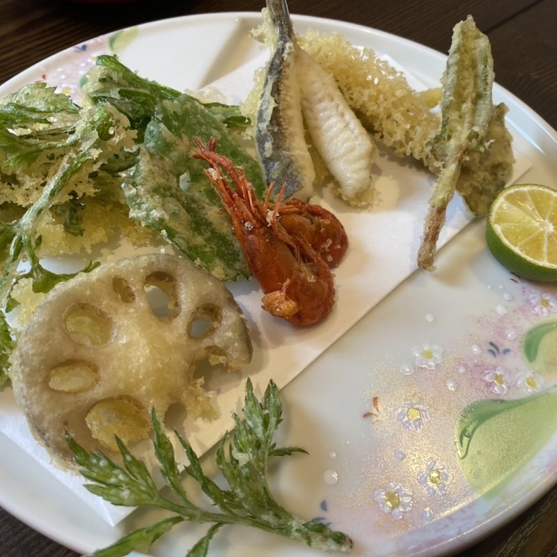 天ぷら(友栄 （ともえい）)