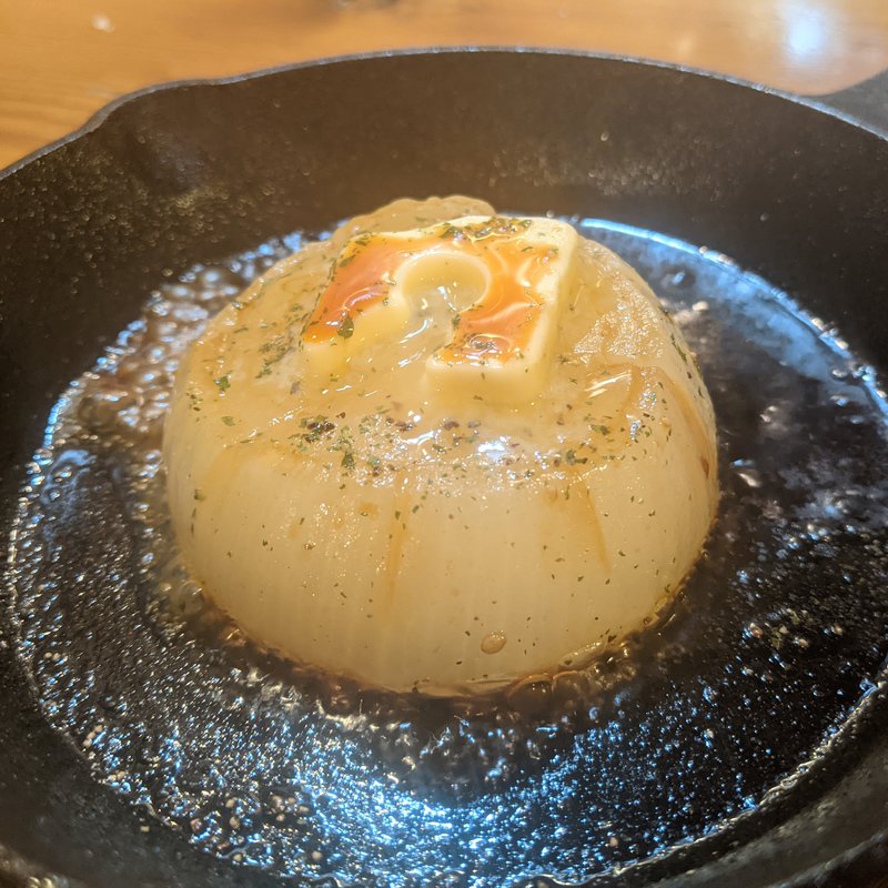 新玉ネギのステーキ(やきとん ひなた 板橋店)