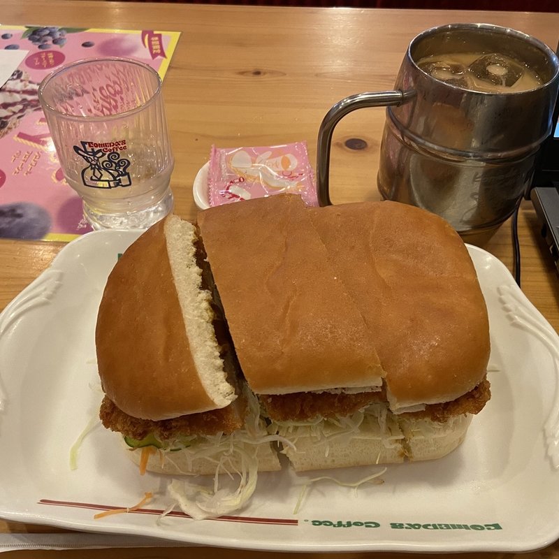 カツカリーパン(コメダ珈琲店 MEGAドン・キホーテ成東店 )