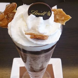 ソフトクリーム(リンツ ショコラ ブティック＆カフェ 表参道 フラッグシップ)