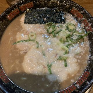 とんこつラーメン(無鉄砲大阪店 （むてっぽう）)