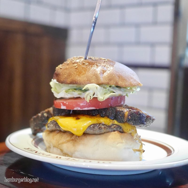 パストラミビーフチーズバーガー(オールドニューダイナー （OLD NEW DINER）)