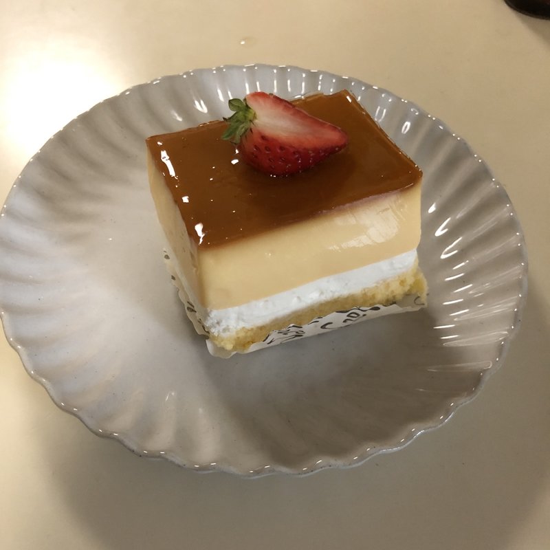 クレームキャラメル(パティスリーナオキ 駒沢店)