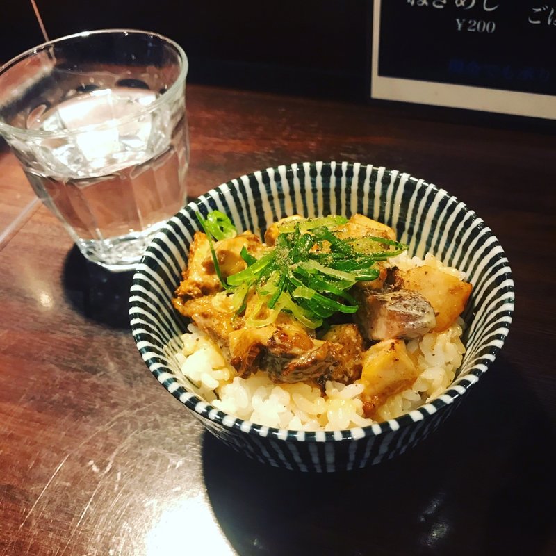 肉めし(志奈そば田なか明神下店)