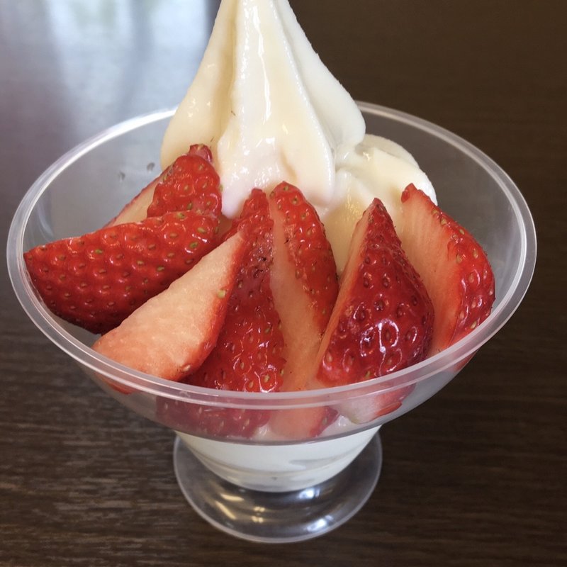 季節のミニパフェ(芳川屋)