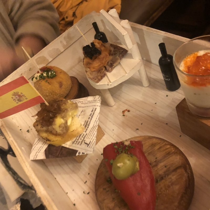 季節のオリジナルピンチョス(3BEBES)