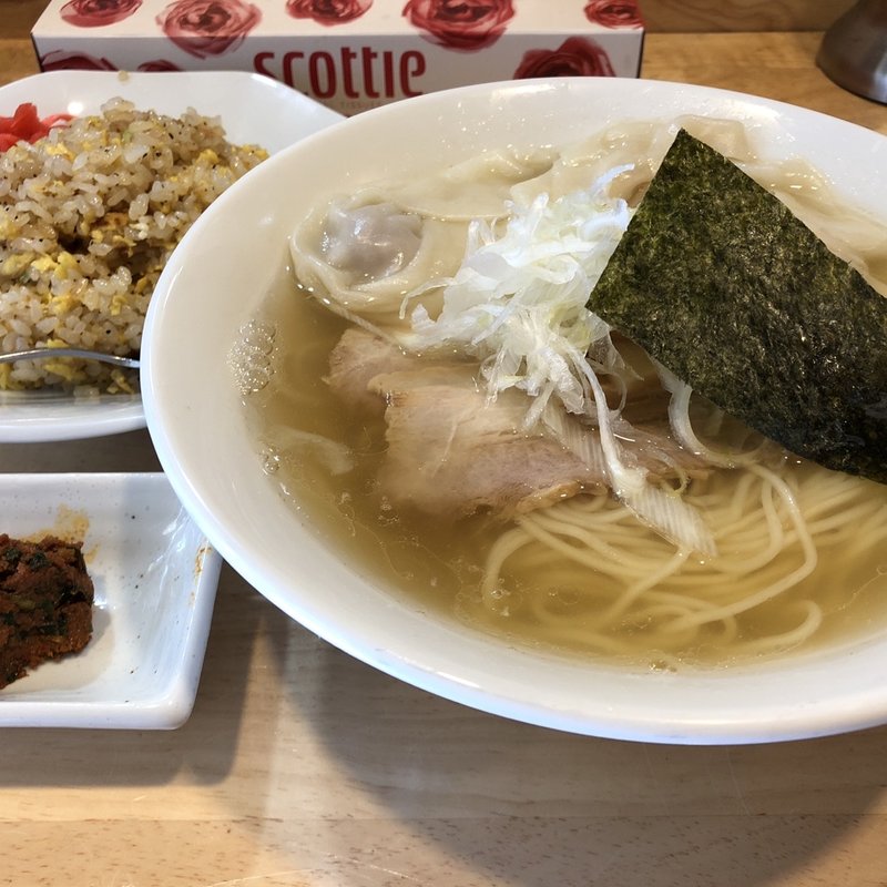 ラーチャン(中華そば　うめ川)
