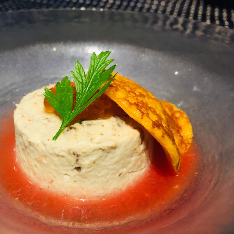 焼き茄子のムースとトマトの冷製スープ仕立(フランス厨房 旬彩 中央駅店 )