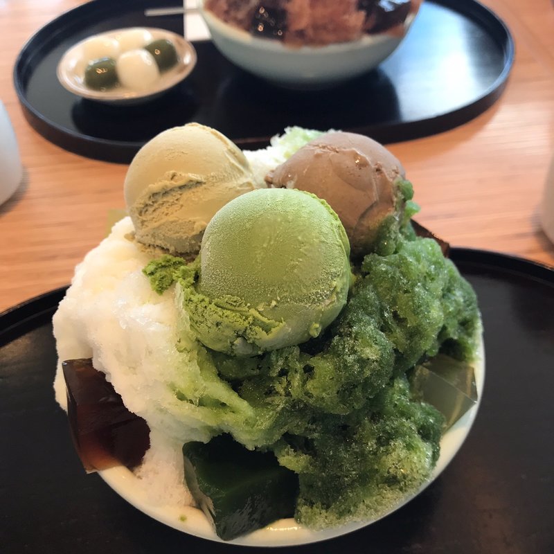 茶々しぐれ(茶寮都路里 大丸東京店 （さりょうつじり）)