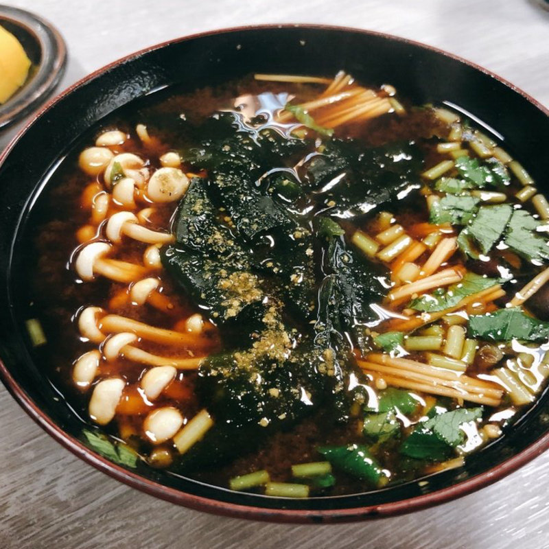 赤出し(総本家 更科 （さらしな）)