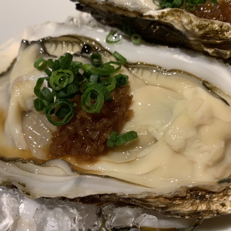 厳選！！岩牡蠣　（１個）(Jitan （ジタン）)