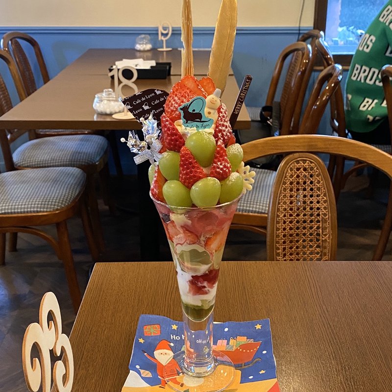 クリスマスパフェ(カフェドリオンブルー)