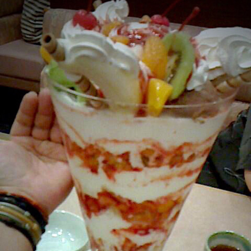 特大パフェ(かんながら 仙台泉大沢店 )