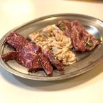 牛サガリ/豚ホルモン/ジンギスカン(焼肉亭サム)