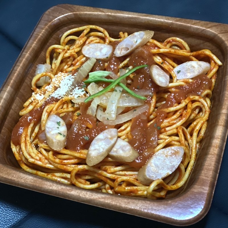 野菜の旨み広がるナポリタン(ファミリーマート 札幌南7条西7丁目店 )