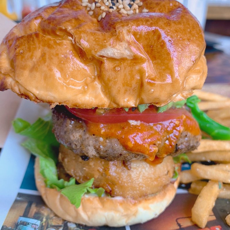 アボガドバーガー(とろけるハンバーグ 福よし 相模大野店)