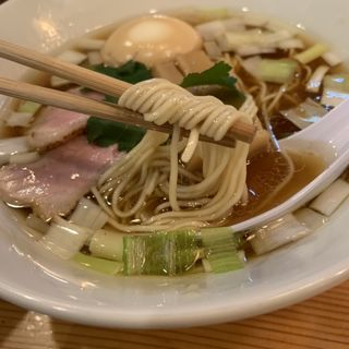 味玉鴨だし醤油ラーメン(麺堂にしき　新宿歌舞伎町店)