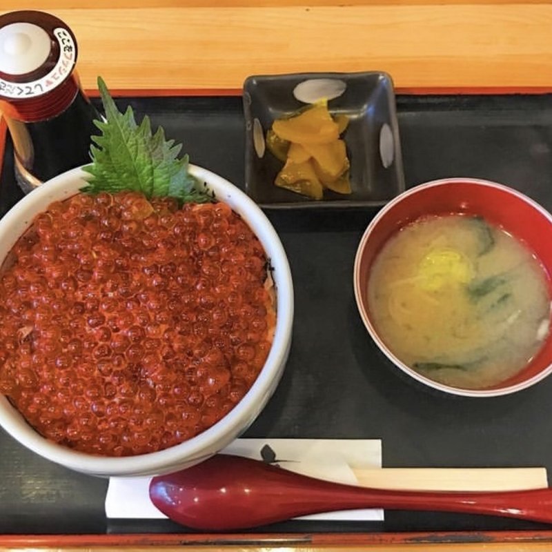 いくら丼2倍盛り(いくら亭)