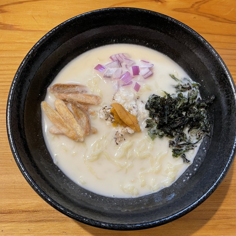 鯛とウニのラーメン(うにっと。)(鯛ラーメン 銀次、ぷるっと。)