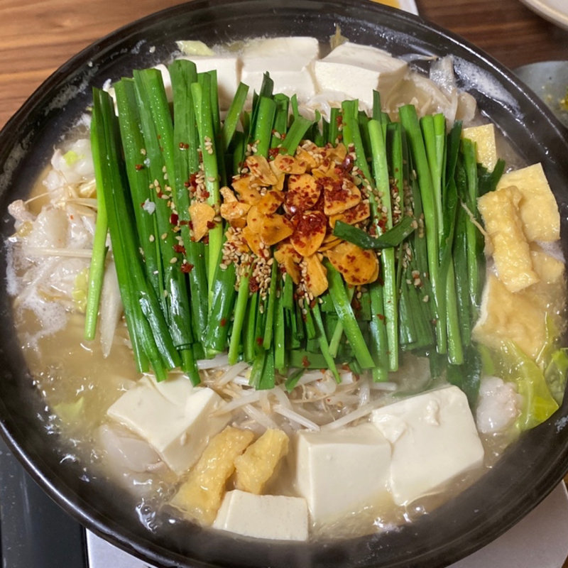 博多牛もつ鍋(4人前)(馬肉と九州料理　長浜ホースマン)