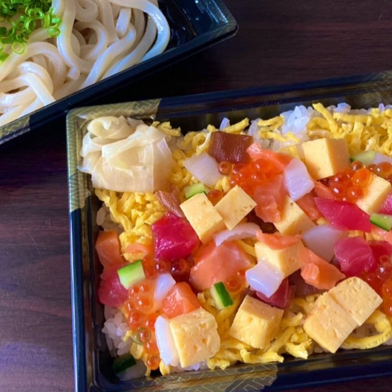 華ちらしセット　うどんつき(銀のさら　浅草)