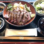 ステーキ丼(松阪牛 よし田)