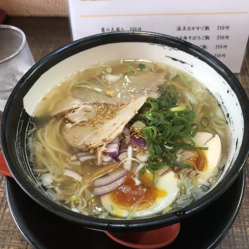 旨塩らぁめん（おすすめ！）(髭 （めんずくらぶ ひげ）)