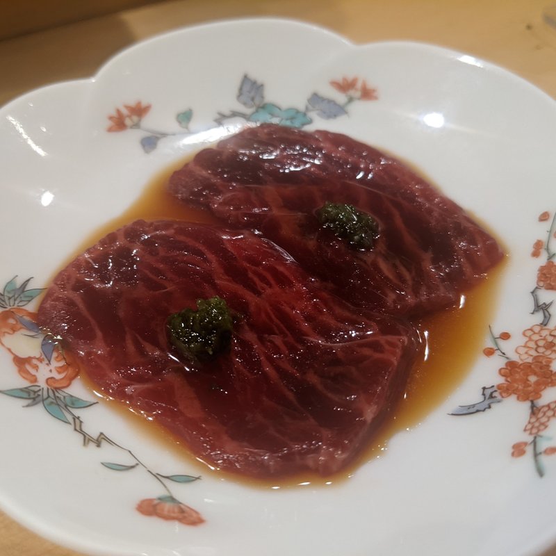 ミンク鯨尾の身(鮨まつ本)