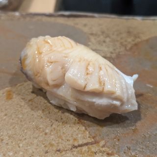 ホッキ貝(鮨まつ本)