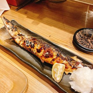 秋刀魚の塩焼き(地酒屋 常笑)