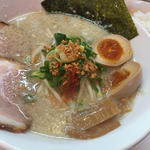 背脂 塩ラーメン 星(スター&プラチナ)