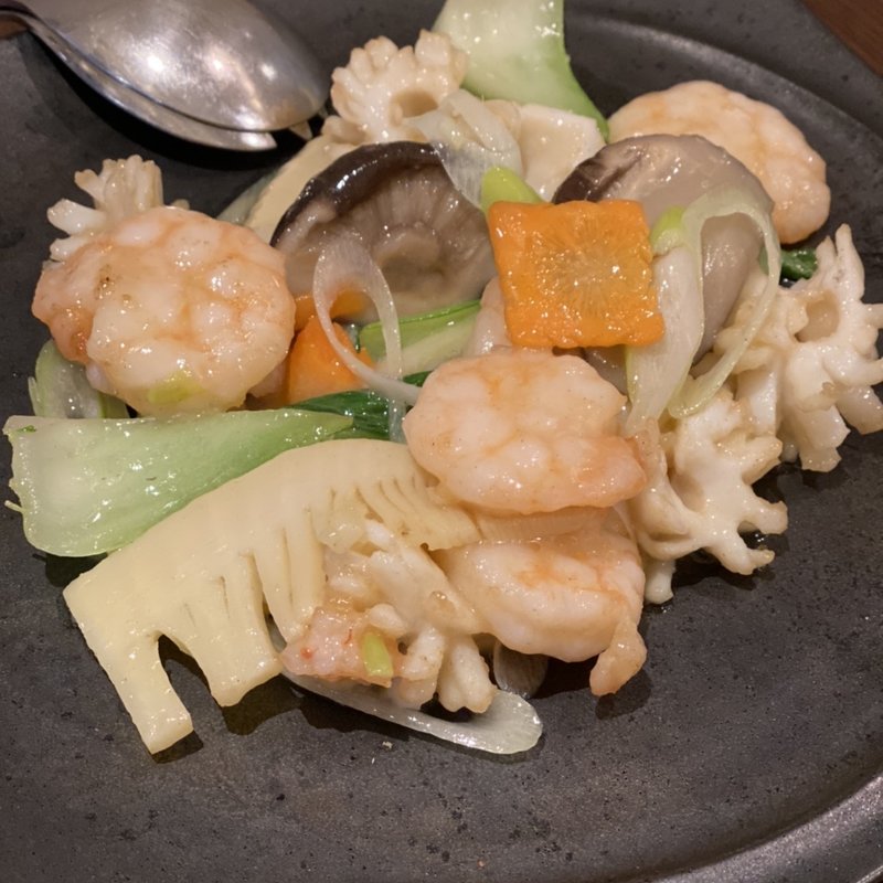 海鮮と野菜のあっさり塩炒め(中華料理 チャイナテーブル 新大阪ワシントンホテルプラザ)