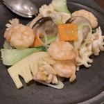 海鮮と野菜のあっさり塩炒め(中華料理 チャイナテーブル 新大阪ワシントンホテルプラザ)