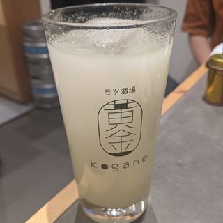 国産レモンの濁りレモンサワー(kogane（もつ酒場　こがね）)