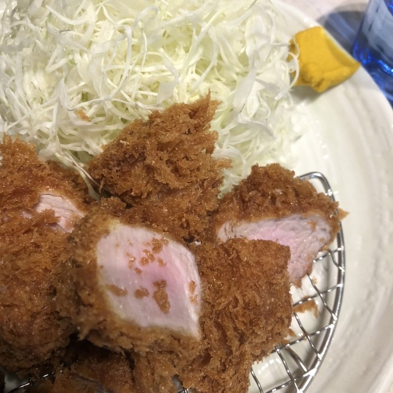 ランチ　ヒレカツ定食(丸山吉平)