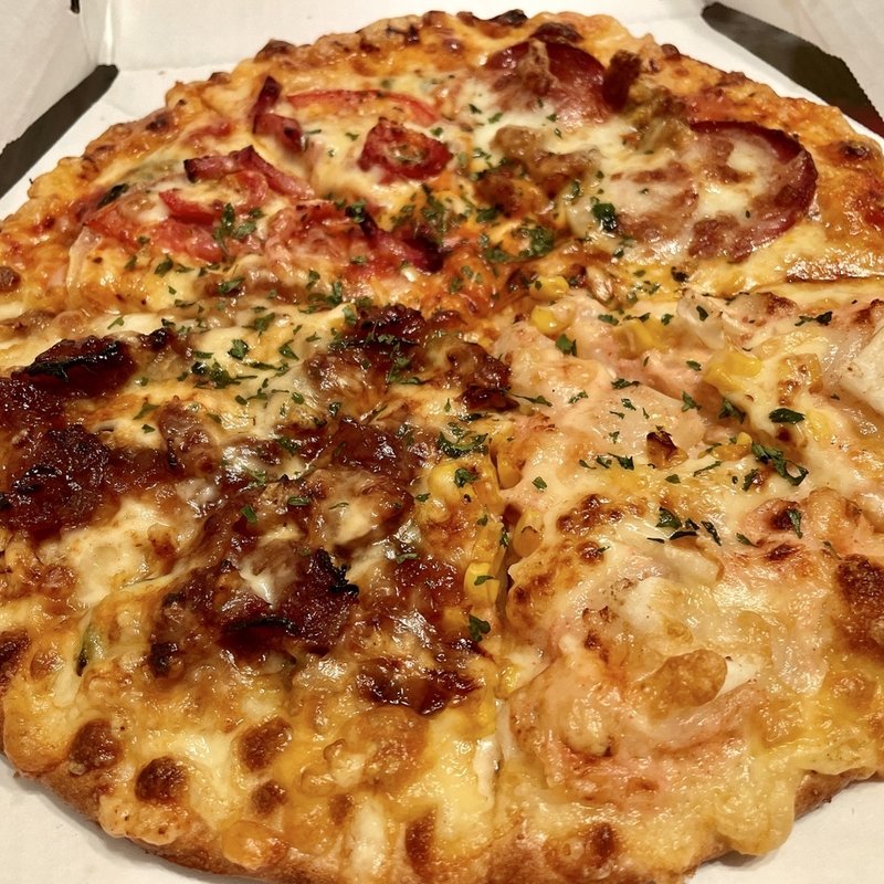 炭火焼きビーフのよくばりクォーター(ピザーラ 四ツ谷店)